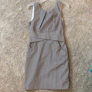 Striped business dress with pockets